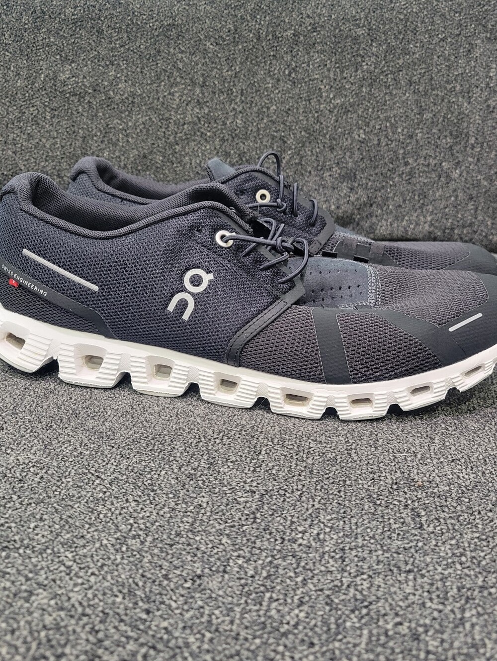 On Cloud 5 Men's Black Running Sneaker Shoe Size 10